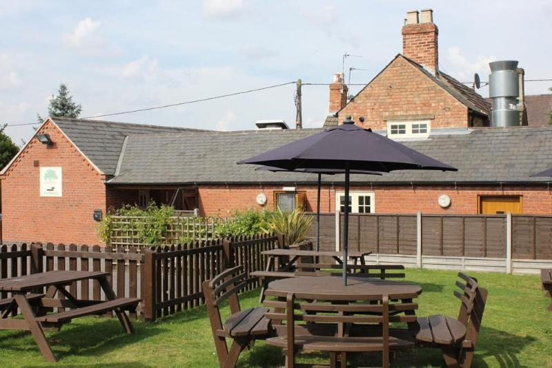 Hotel The Royal Oak Loughborough Exterior foto